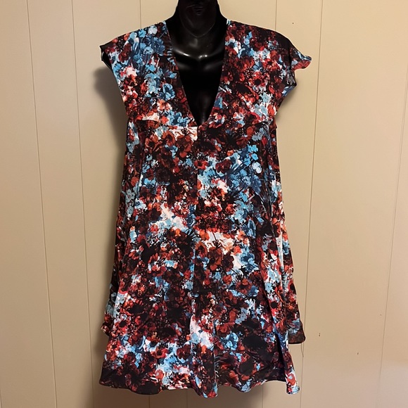 The Odells Floral Flowy 100% Silk Top Sz S - Picture 3 of 5